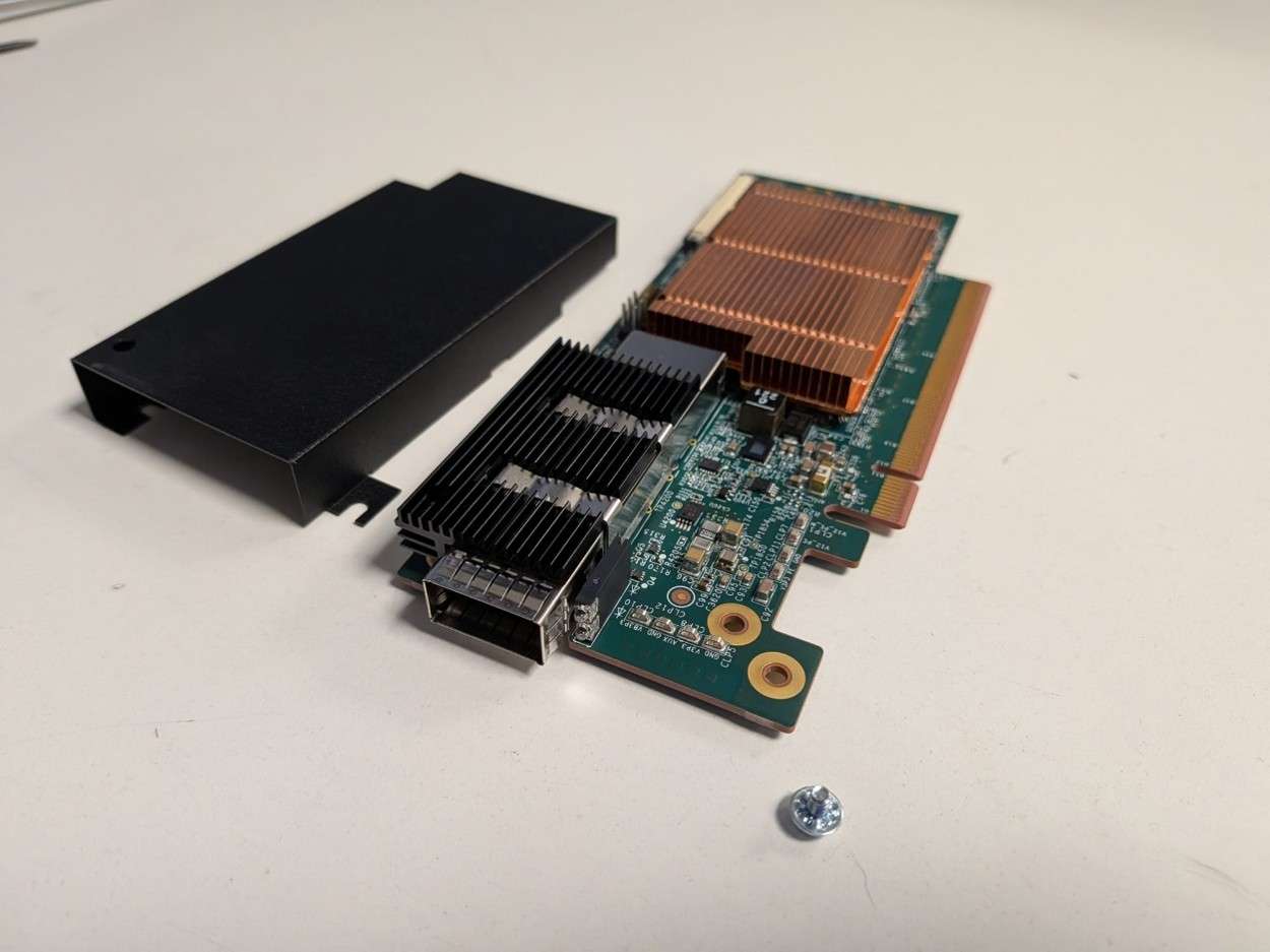 CN5000 400Gbit HFA PCIe card from our lab with shroud removed